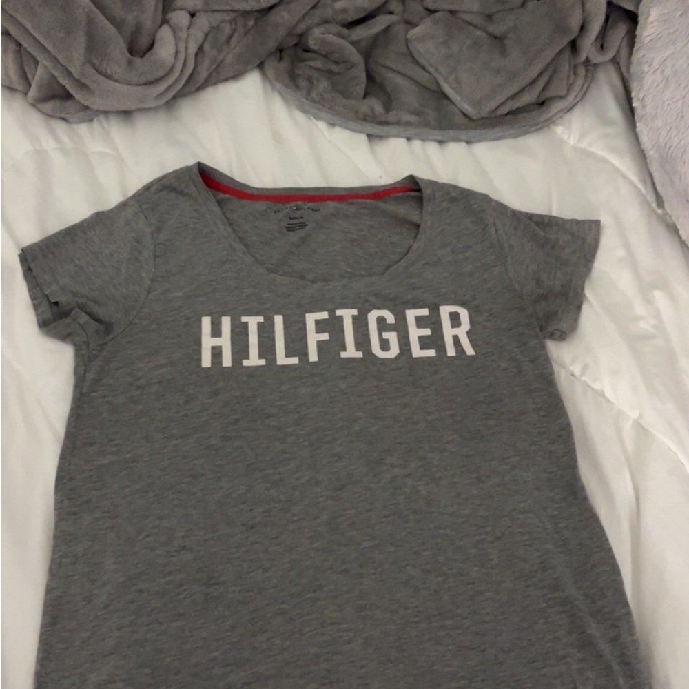 Tommy Hilfiger Gray Short Sleeve Tee